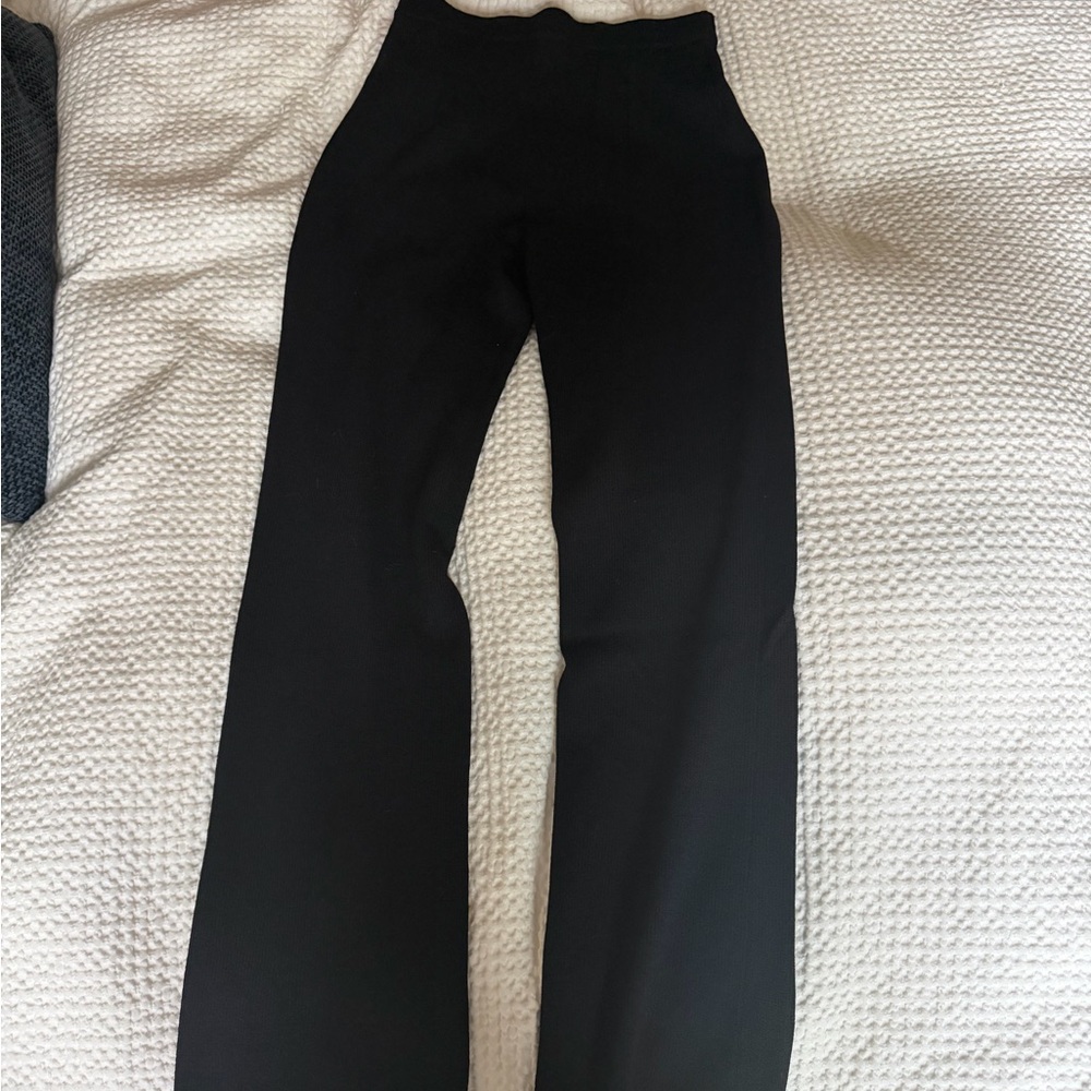 Classic St. John Black Wide-Leg High-Rise Pants